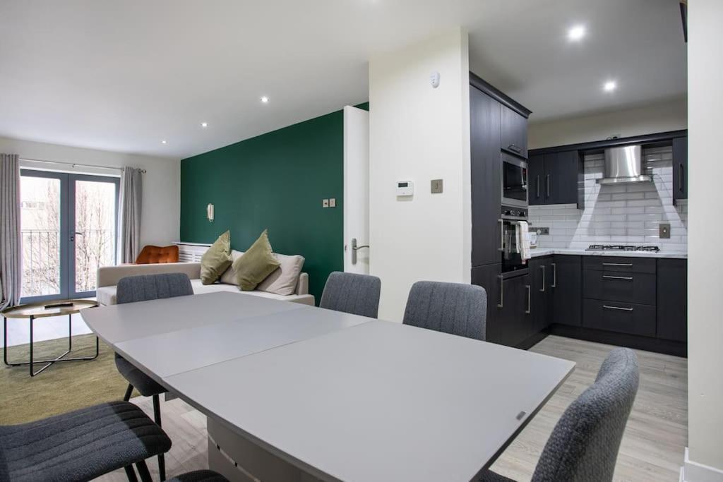 Luxury, Sleeps 6, City Centre Belfast Eksteriør bilde
