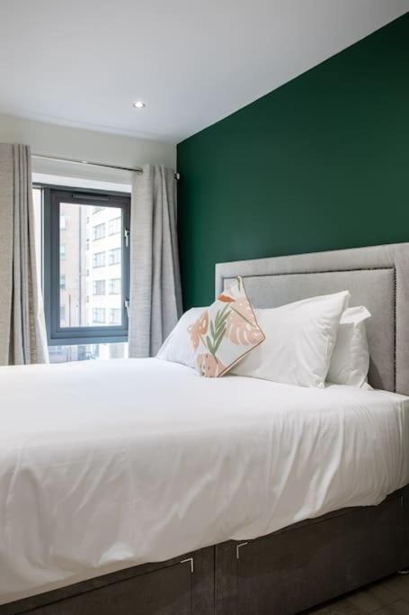 Luxury, Sleeps 6, City Centre Belfast Eksteriør bilde