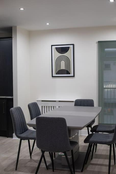 Luxury, Sleeps 6, City Centre Belfast Eksteriør bilde