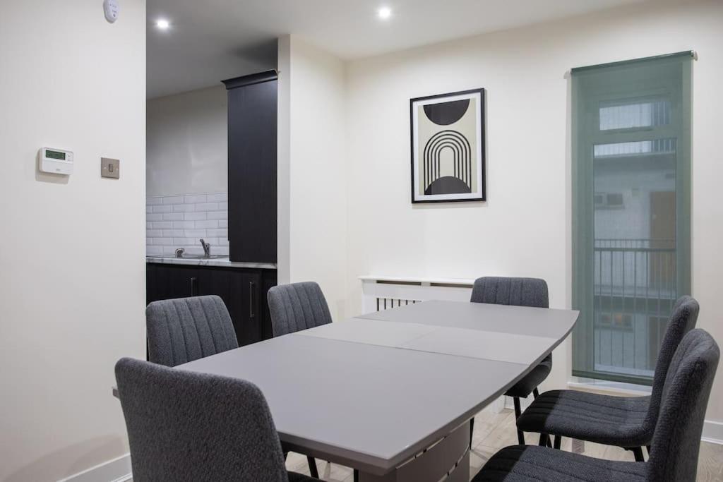 Luxury, Sleeps 6, City Centre Belfast Eksteriør bilde