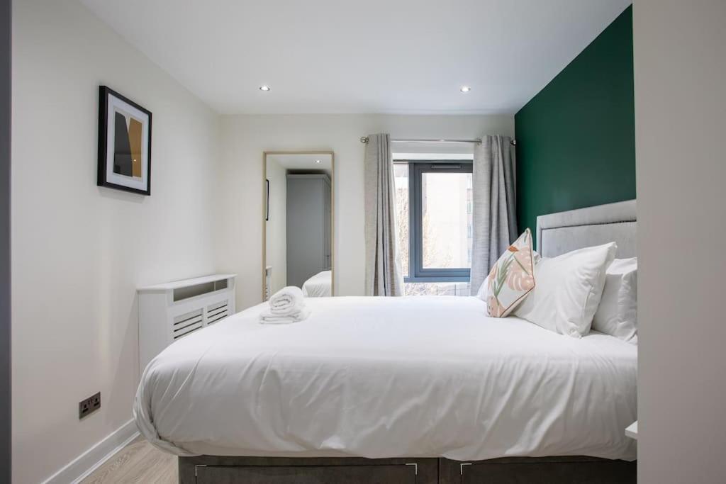 Luxury, Sleeps 6, City Centre Belfast Eksteriør bilde