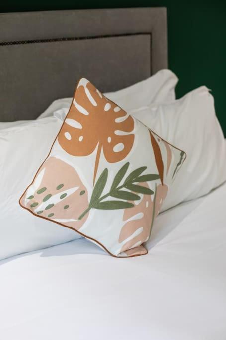 Luxury, Sleeps 6, City Centre Belfast Eksteriør bilde